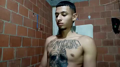 Snapshot of yajz chatting on September 25, 4:27 am Yajz online show from September 25, 4:27 am