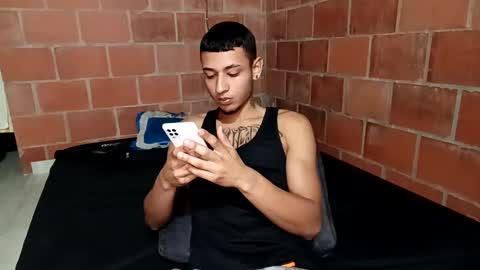 Snapshot of yajz chatting on October 25, 4:31 am Yajz online show from October 25, 4:31 am