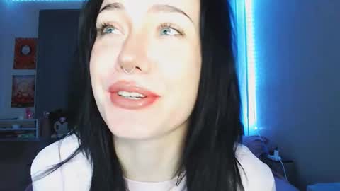 Snapshot of yamilean chatting on November 12, 12:44 am Yami online show from November 12, 12:44 am