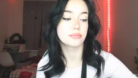 Yami online show from December 13, 9:20 pm