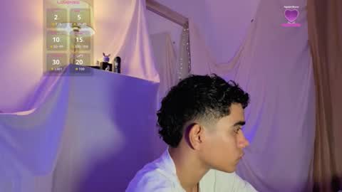 yamilk101 online show from December 18, 2:17 am