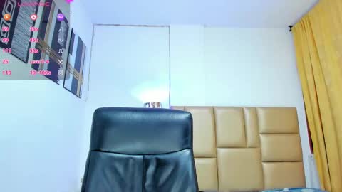 Naomi online show from September 14, 7:35 pm