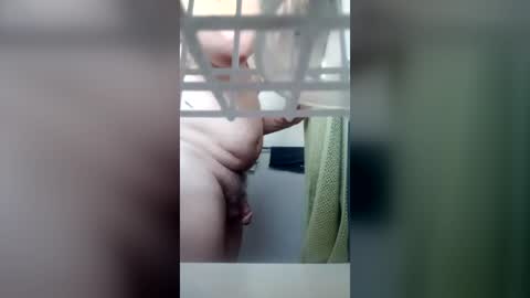 yammy411 online show from July 14, 4:50 am