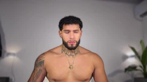 yamp sambrano online show from November 18, 2:50 am