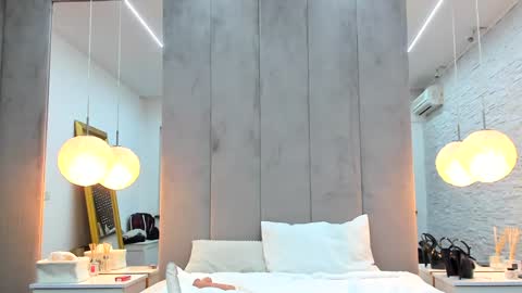 Snapshot of yana_miana chatting on December 23, 10:21 am Yana  online show from December 23, 10:21 am