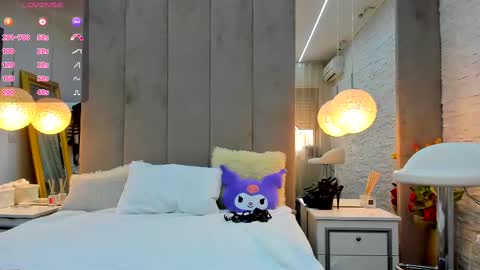 Snapshot of yana_miana chatting on March 7, 7:30 am Yana  online show from March 7, 7:30 am