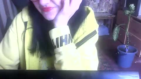 yanafiesta online show from April 24, 11:45 am