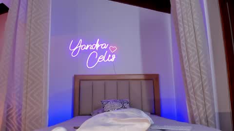 YANDRA CELIS online show from April 23, 1:51 am