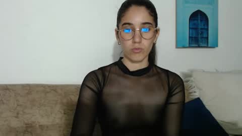 Yani online show from February 10, 2:19 am