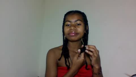 Snapshot of yannick_01 chatting on July 14, 12:00 pm yannick_01 online show from July 14, 12:00 pm