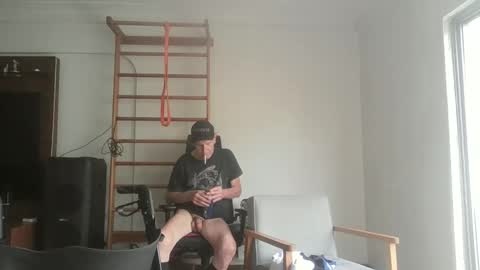 yannisv online show from February 2, 4:27 pm