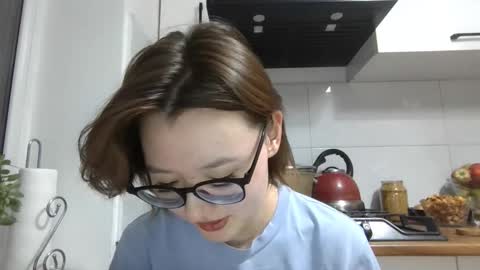 Lily online show from October 12, 4:17 pm