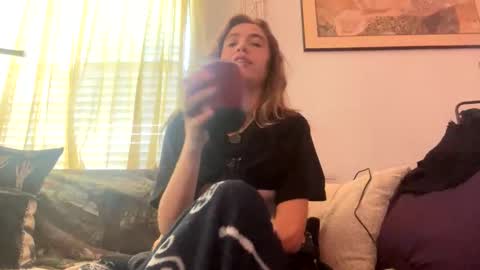 yanyanpixie online show from November 5, 3:23 pm