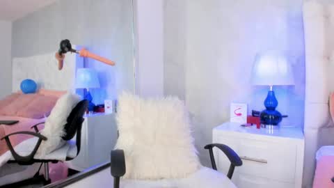 Snapshot of yara_bliss_ chatting on September 30, 1:49 pm Yara Bliss  online show from September 30, 1:49 pm