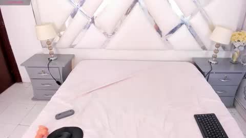 Yara online show from February 12, 3:45 am