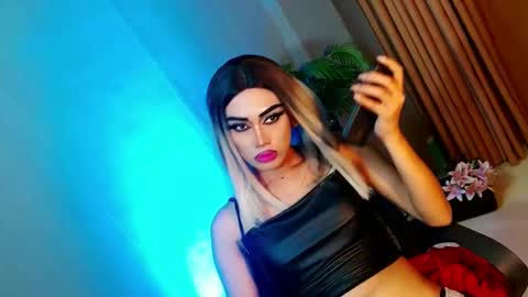 Snapshot of yasii19 chatting on February 16, 6:21 pm miss yasii online show from February 16, 6:21 pm