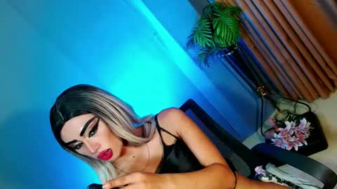 Snapshot of yasii19 chatting on February 21, 8:16 pm miss yasii online show from February 21, 8:16 pm