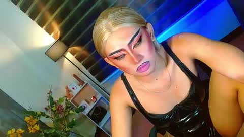 miss yasii online show from March 23, 3:27 pm