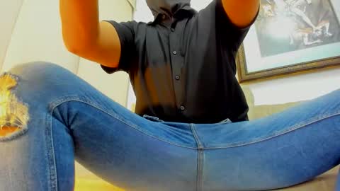 yasir_cock25cm online show from June 9, 6:25 am