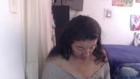 yasmin_love85 online show from June 23, 2:26 pm
