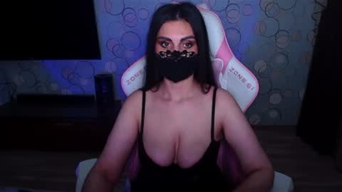 yasmina online show from June 28, 6:08 am