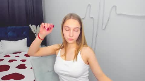 Yasmina online show from February 17, 6:59 pm