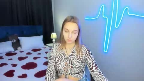 Yasmina online show from October 5, 6:39 pm