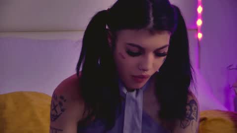 Snapshot of yasminstormx chatting on May 24, 4:06 am Diana online show from May 24, 4:06 am