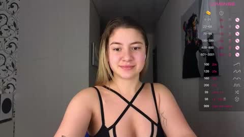 Yasyaa  online show from December 29, 3:00 am