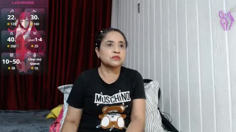 Snapshot of yaya____ chatting on May 10, 8:03 pm yaya____ online show from May 10, 8:03 pm