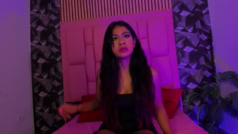 yaya online show from January 9, 11:46 am