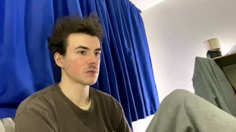 yayay333 online show from March 16, 4:18 am