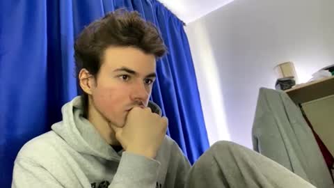 yayay333 online show from March 24, 11:04 am