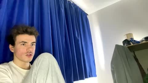 yayay333 online show from March 28, 1:54 pm