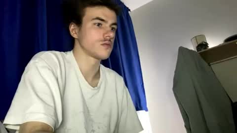 yayay333 online show from April 21, 1:42 am