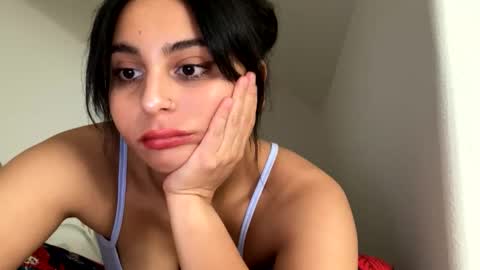 yazzydeleon online show from November 14, 9:30 am