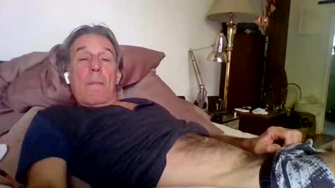 yeah_baby6988 online show from January 9, 5:37 pm