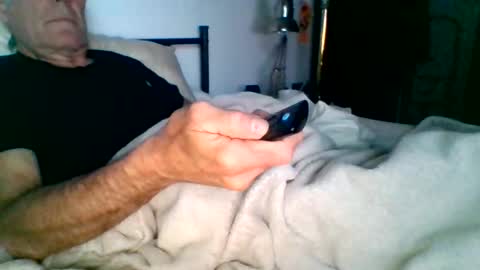 Snapshot of yeah_baby6988 chatting on May 25, 12:55 pm yeah_baby6988 online show from May 25, 12:55 pm