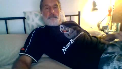 yeah_baby6988 online show from August 5, 2:58 am