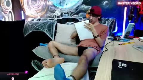 Snapshot of yedrix20 chatting on October 2, 1:56 am MASTER YEDRIX online show from October 2, 1:56 am