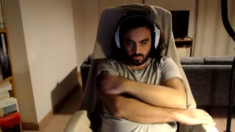 yeeaahoo online show from February 16, 7:43 pm