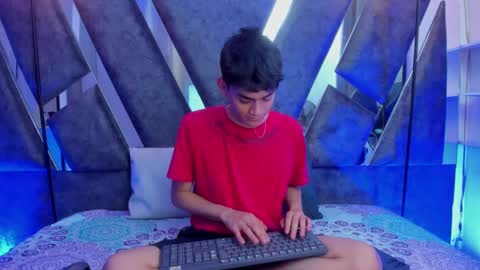 Snapshot of yef_thinn chatting on September 19, 3:30 am yef_thinn online show from September 19, 3:30 am