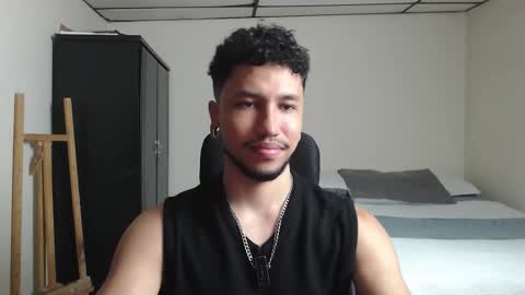 yeff online show from January 9, 11:39 pm