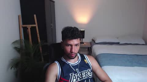 yeff online show from March 29, 1:05 am