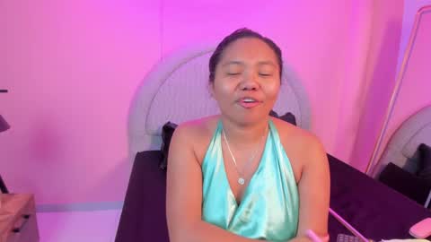 yeika_foxy online show from April 22, 11:23 am