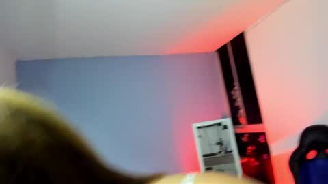 yelena03 online show from March 4, 9:11 pm