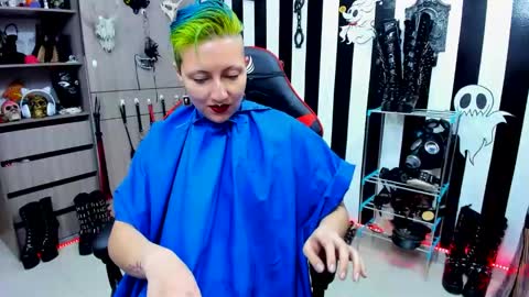 Snapshot of yelena_bondaje chatting on December 22, 11:20 pm Yelena online show from December 22, 11:20 pm