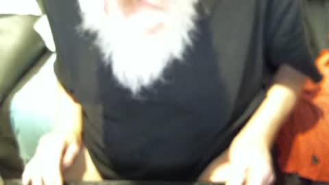 Snapshot of yellowsnakes chatting on November 14, 9:46 pm . y e l l o w s n a k e s . online show from November 14, 9:46 pm