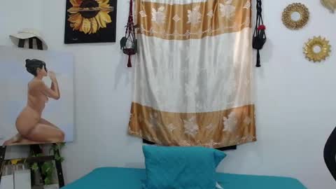 Snapshot of yemaya_28 chatting on March 2, 12:22 pm Yemaya 28 online show from March 2, 12:22 pm