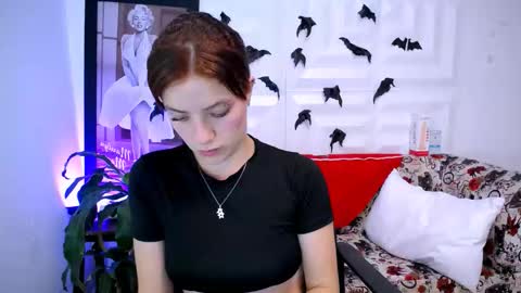 Snapshot of yemfairymcry chatting on October 23, 2:27 pm YEM online show from October 23, 2:27 pm
